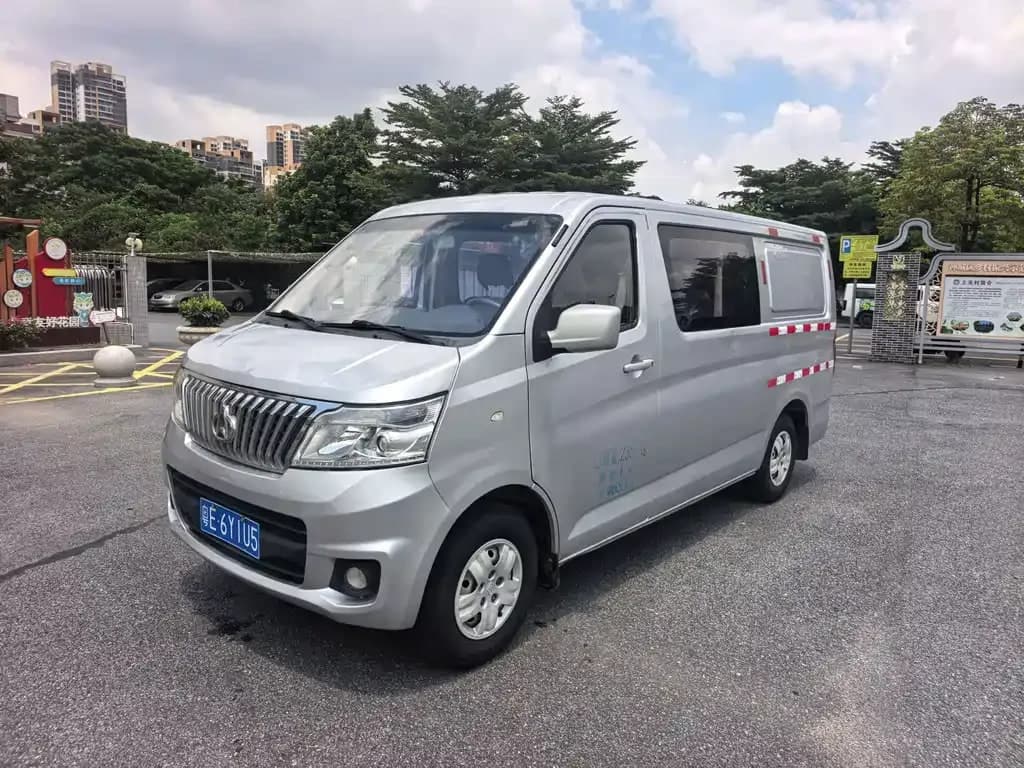 Changan Rui Xing M80