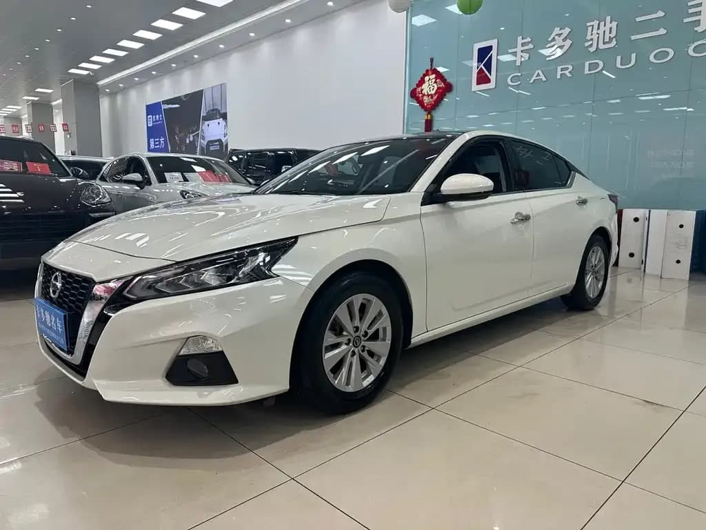 Nissan Teana