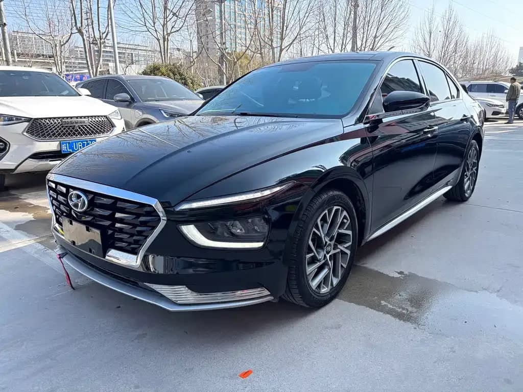 Hyundai Tu