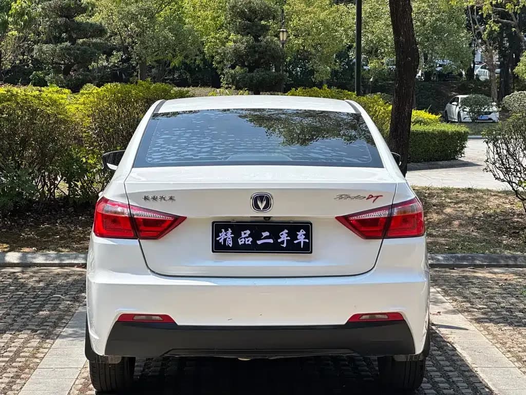 Changan Eado DT — фото 2