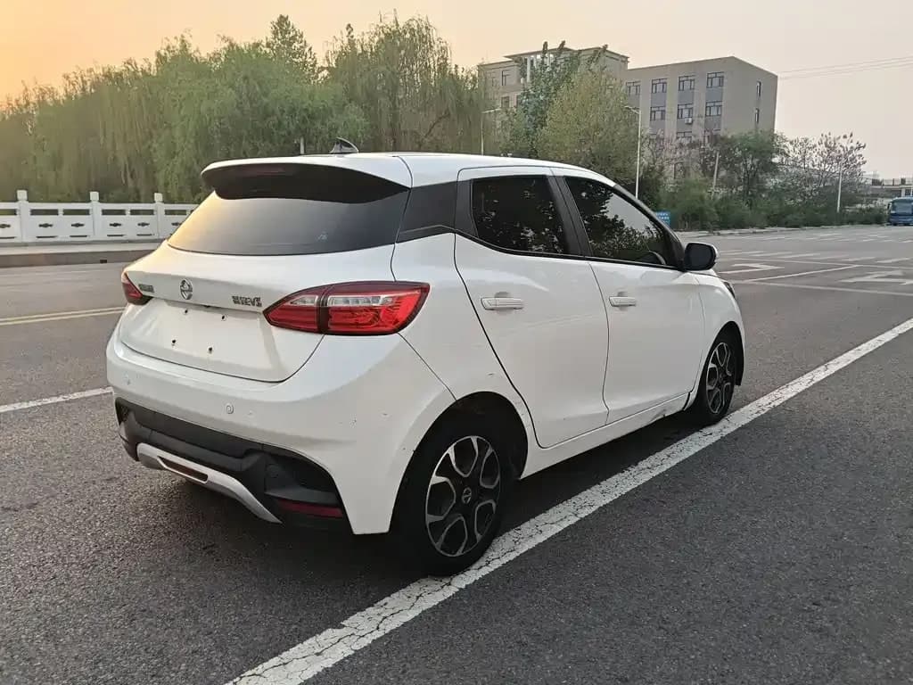 JMC Yi Zhi EV3 — фото 2