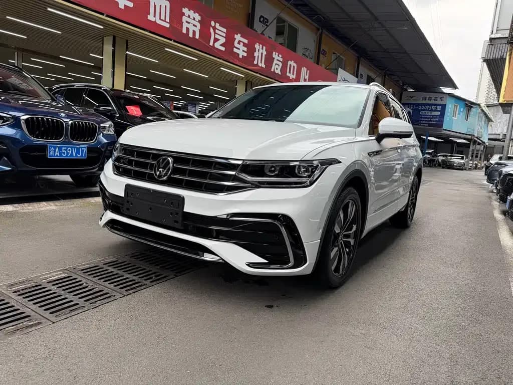 Volkswagen Tiguan L