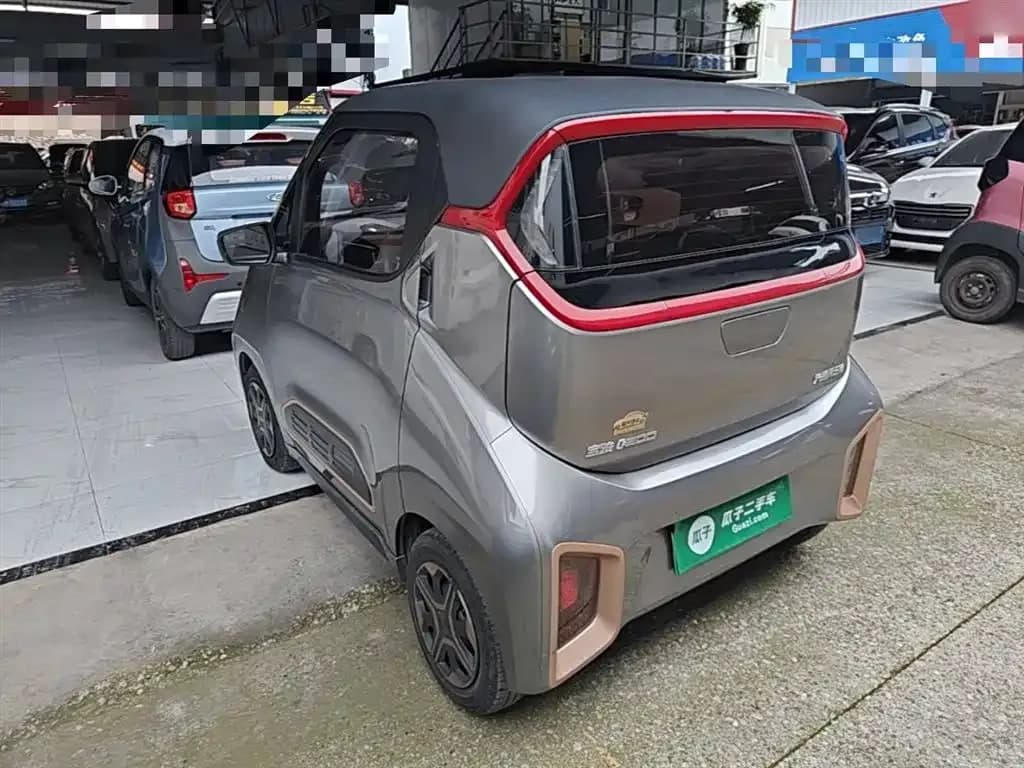 Baojun E200 — фото 2