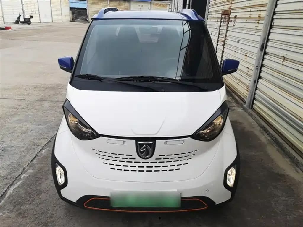 Baojun E100