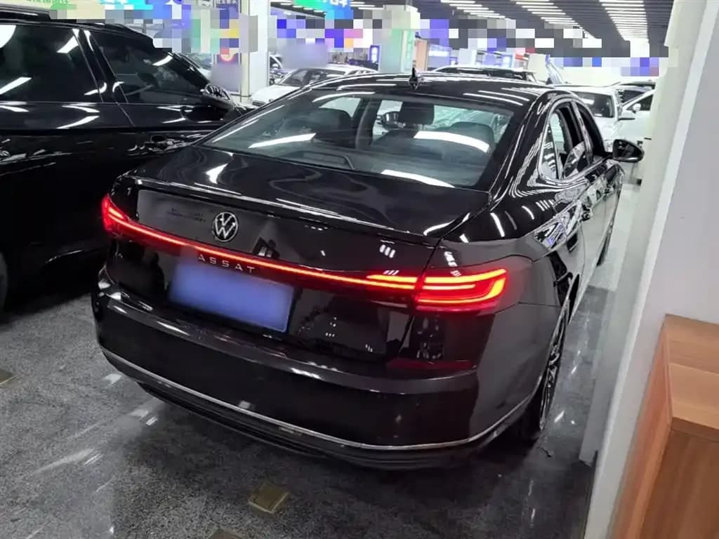Volkswagen Passat — фото 2