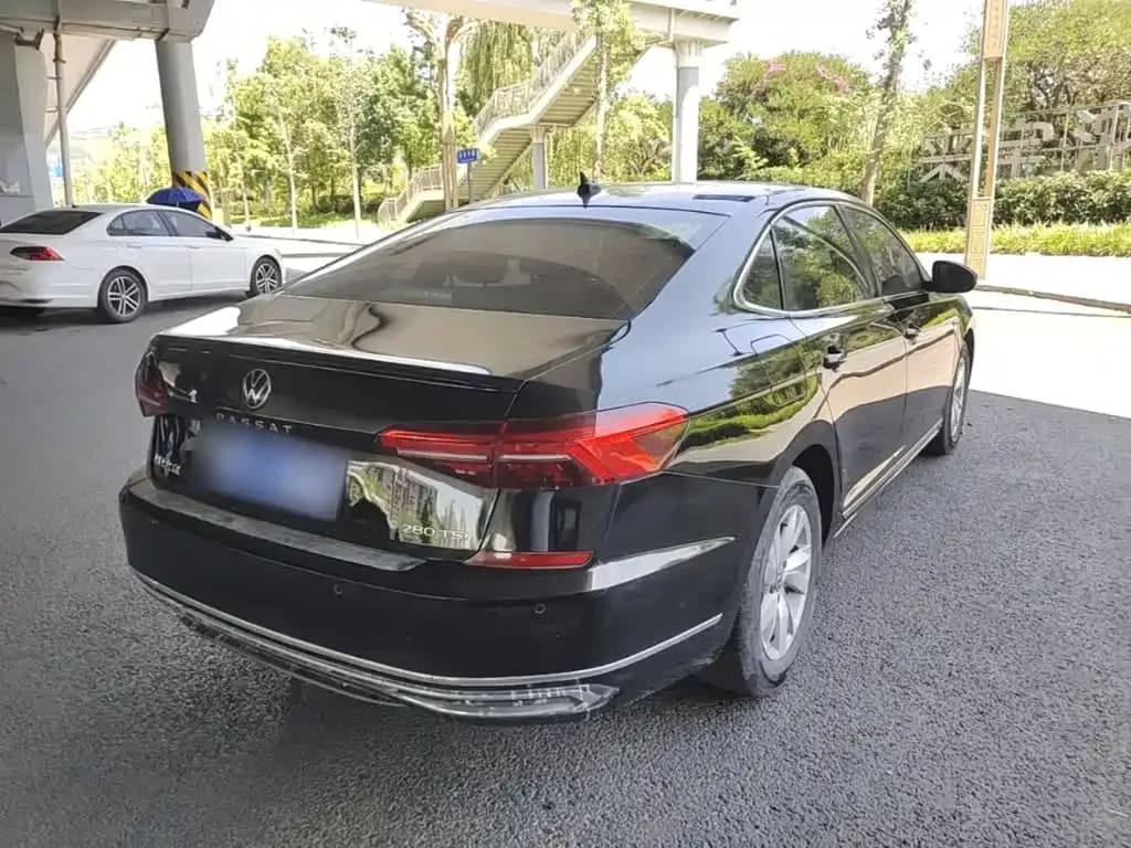 Volkswagen Passat — фото 2