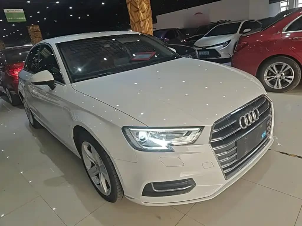 Audi A3 — фото 2