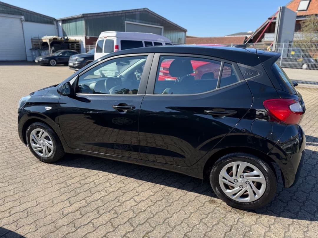 Hyundai i10 — фото 2