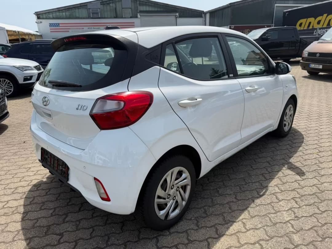 Hyundai i10 — фото 2