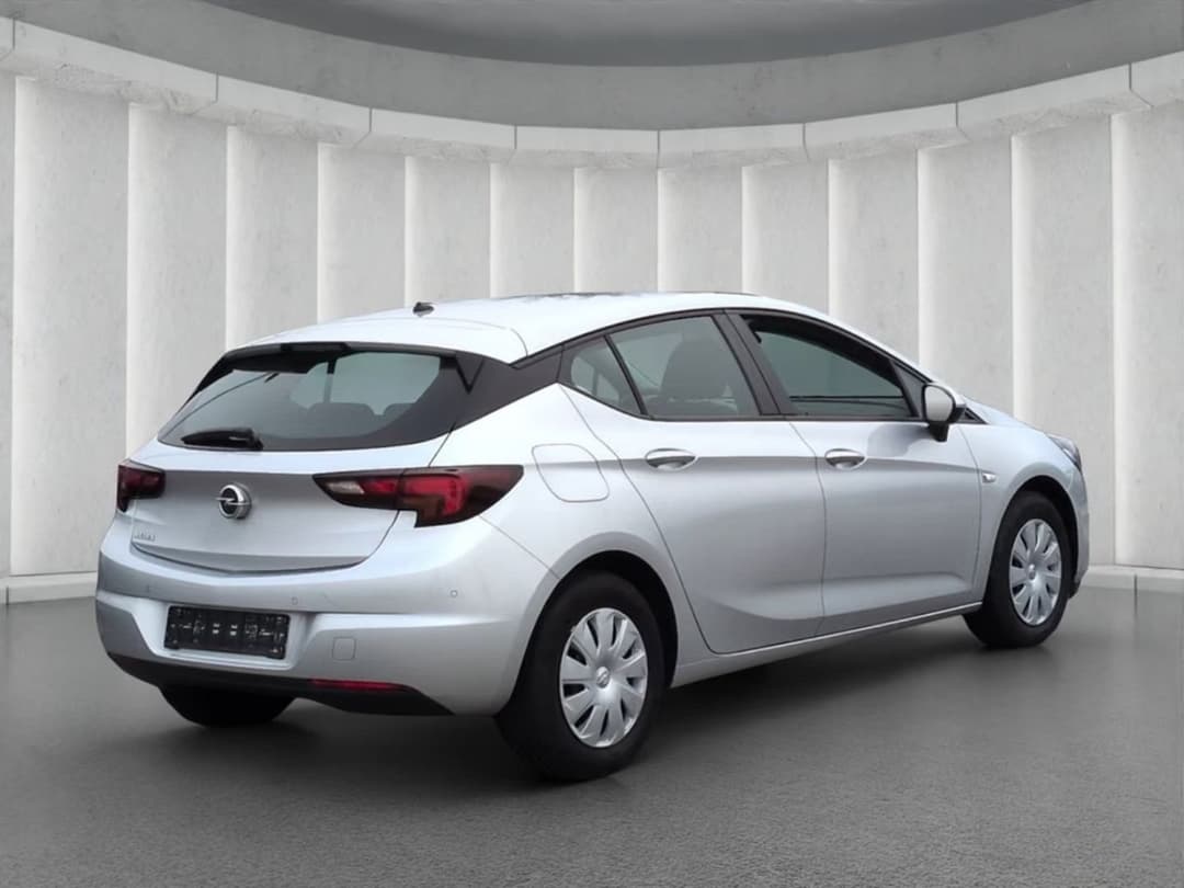 Opel Astra — фото 2