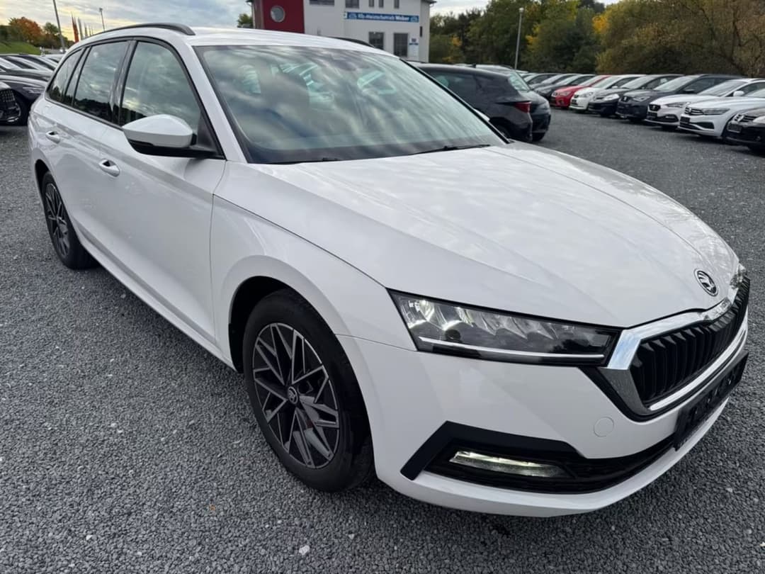 Skoda Octavia — фото 1