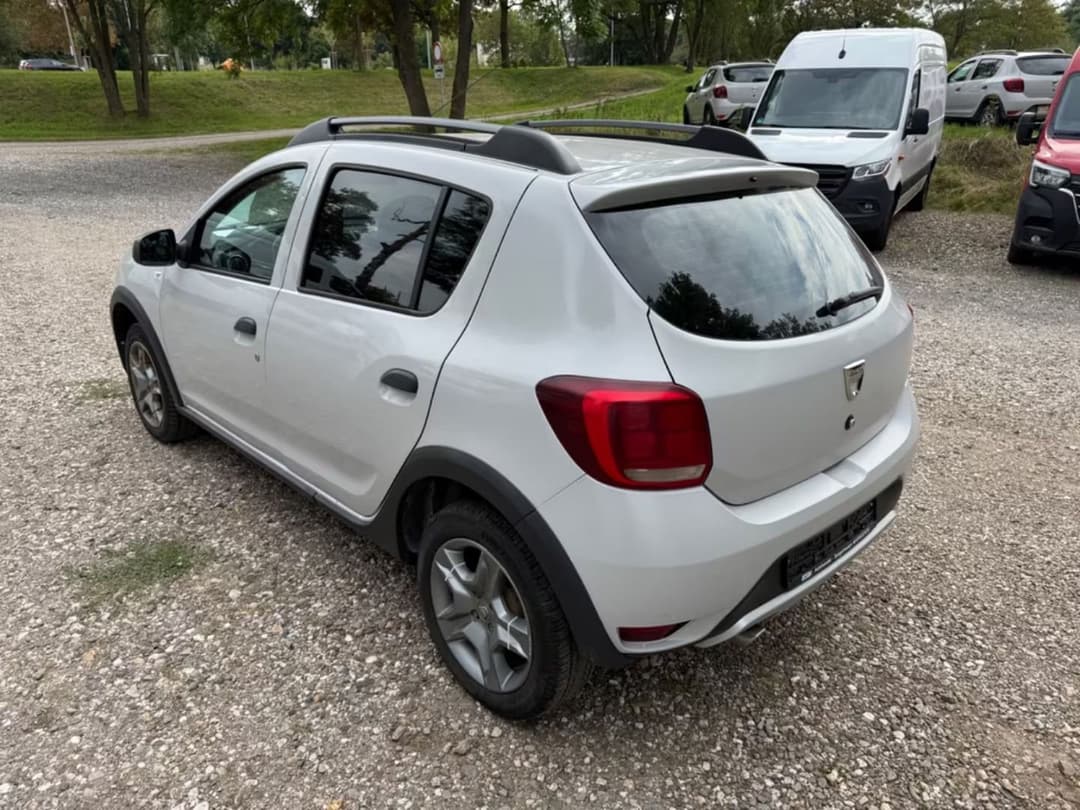 Dacia Sandero — фото 2