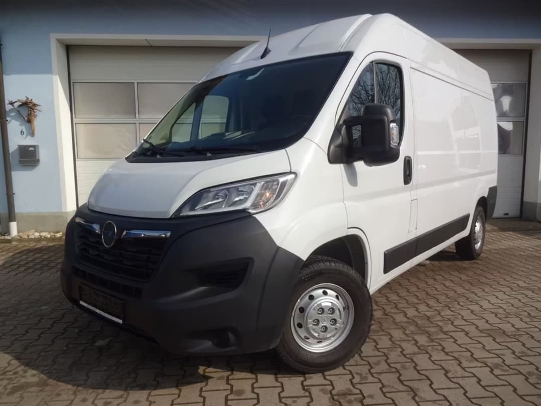 Opel Movano