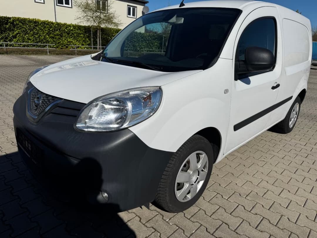 Nissan NV250 — фото 1
