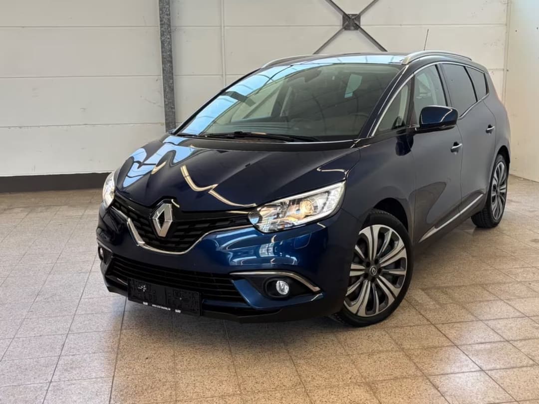 Renault Grand Scenic — фото 1