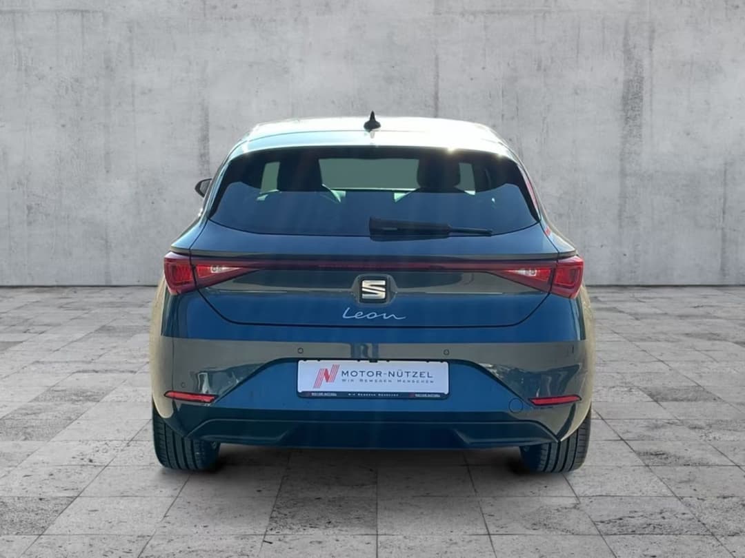 Seat Leon — фото 2