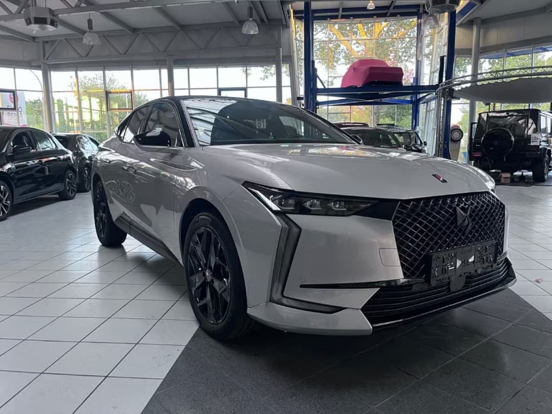 DS Automobiles DS4