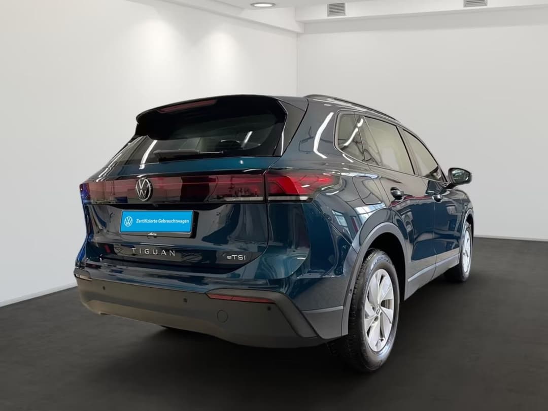 Volkswagen Tiguan — фото 2