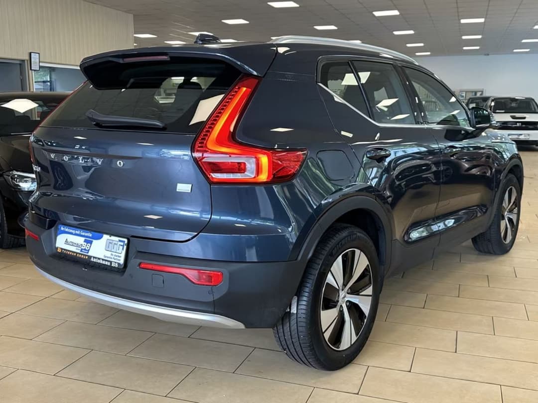 Volvo XC40 — фото 2