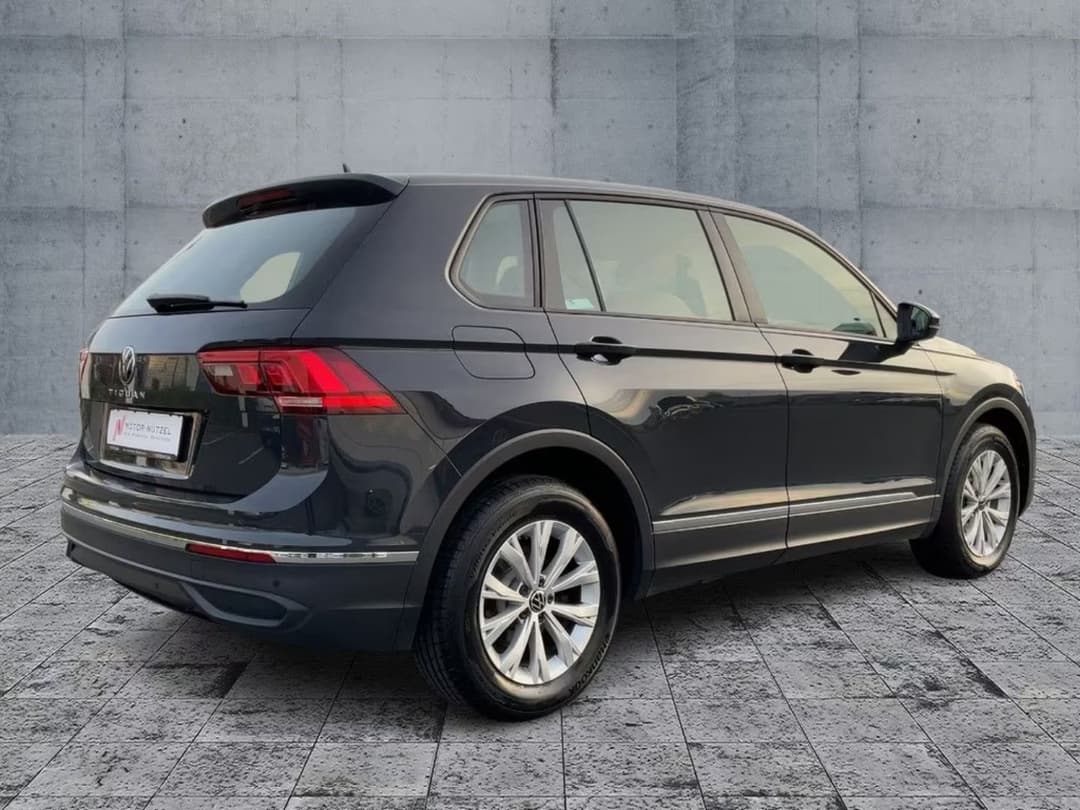 Volkswagen Tiguan — фото 2
