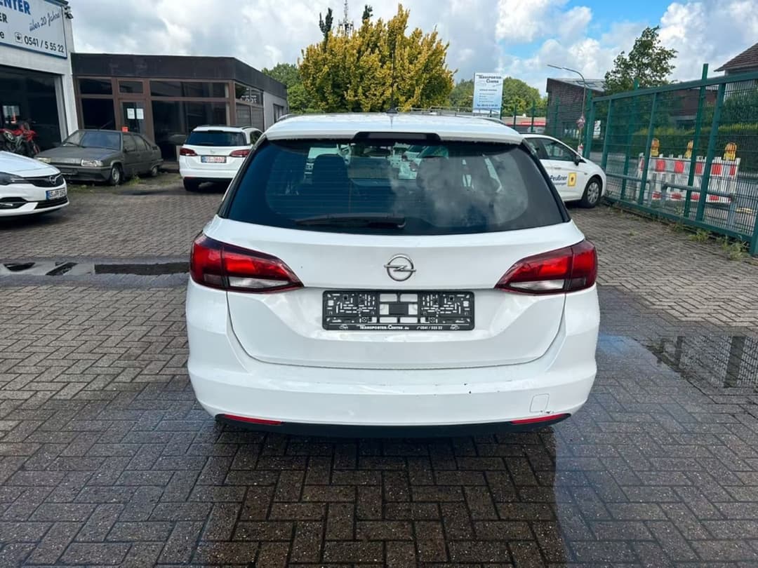 Opel Astra — фото 2