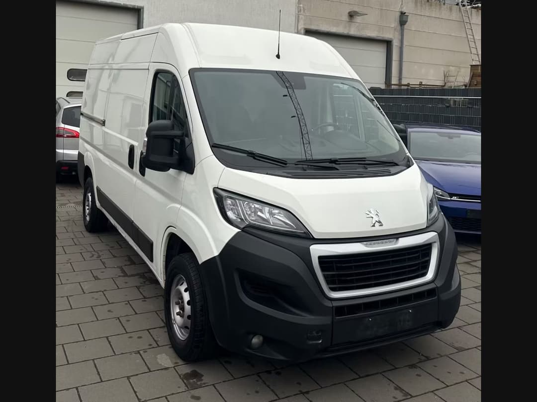 Peugeot Boxer — фото 1