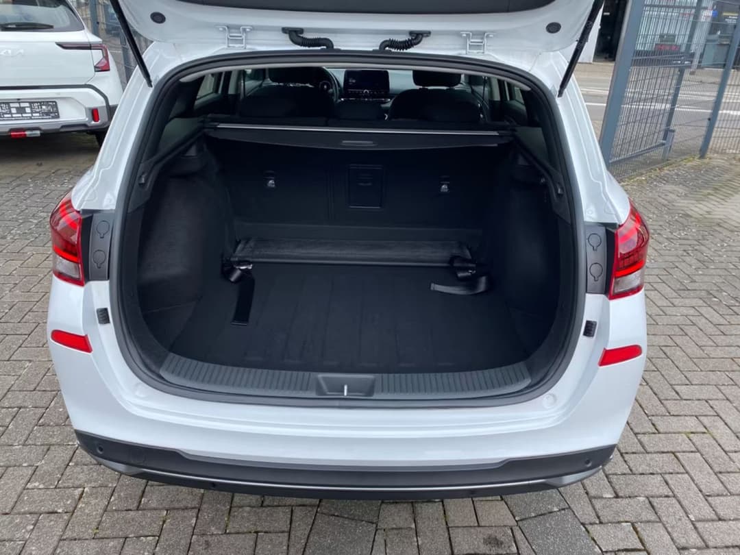 Hyundai i30 — фото 2