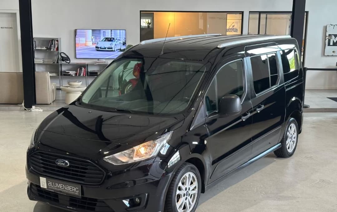Ford Grand Tourneo — фото 2