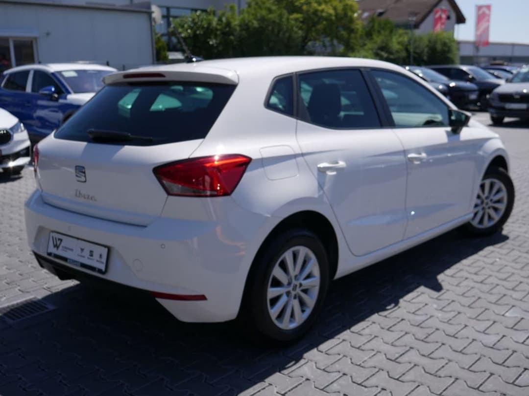 Seat Ibiza — фото 2