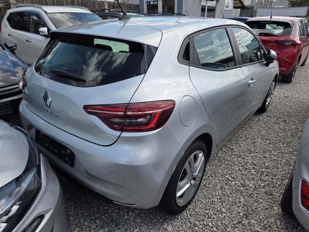 Renault Clio — фото 2