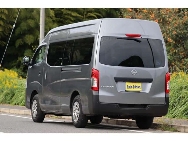 Nissan NV350 Caravan — фото 2