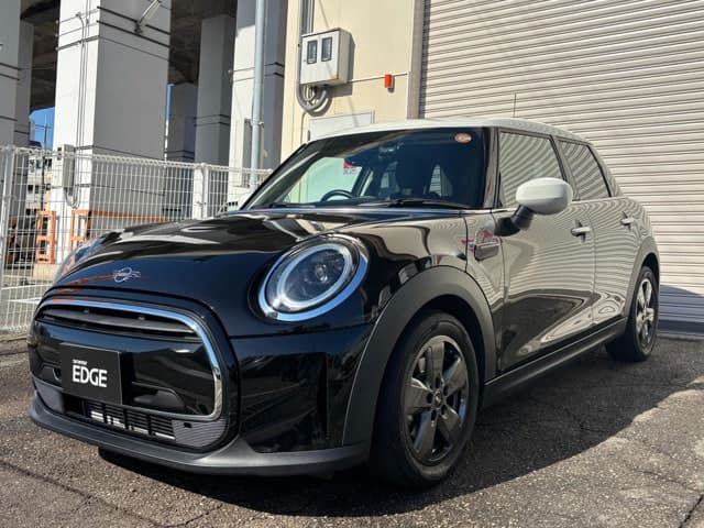 MINI MNI