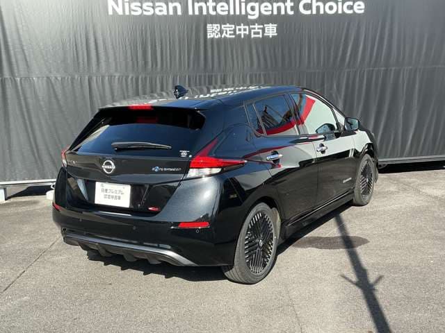 Nissan Leaf — фото 2