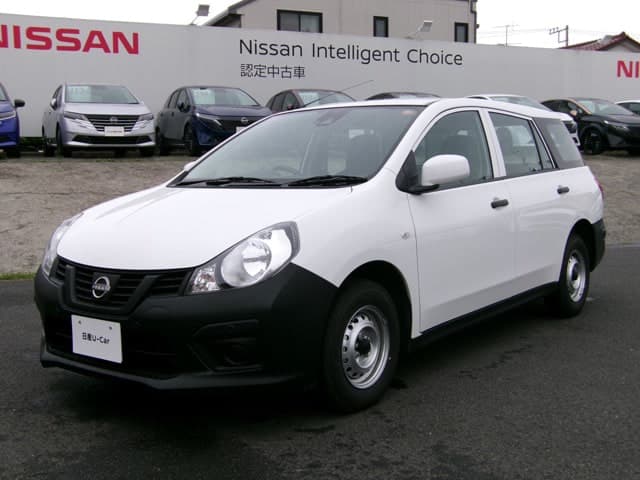 Nissan AD