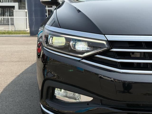 Volkswagen Passat Variant — фото 2