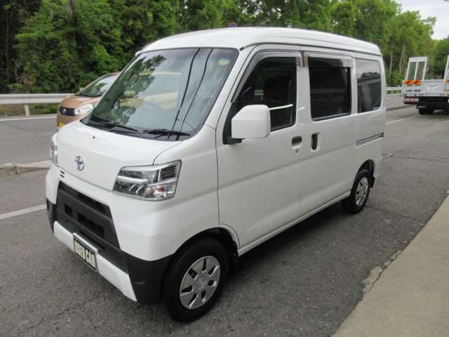 Toyota Pixis VAN — фото 2