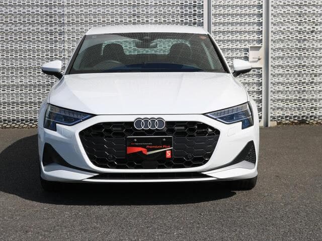 Audi A3 Sedan — фото 2