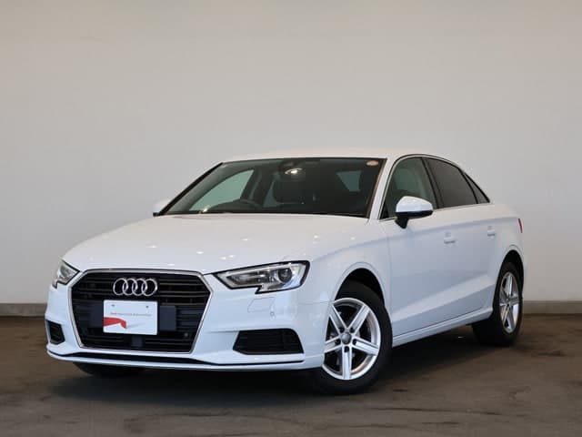 Audi A3 Sedan — фото 1