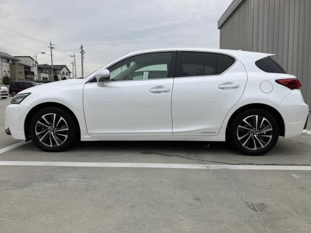Lexus Lexus CT — фото 2