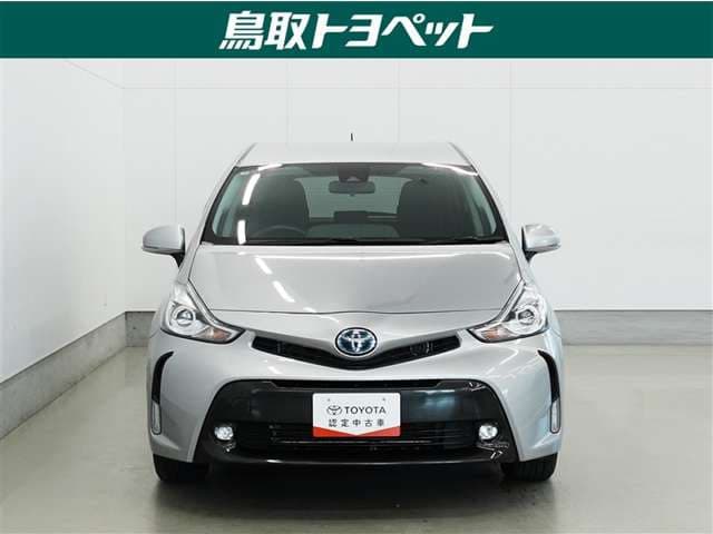 Toyota Prius Alpha — фото 2