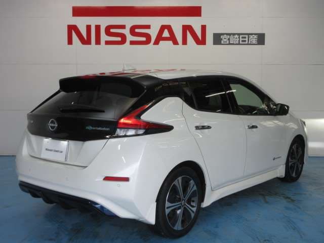 Nissan Leaf — фото 2