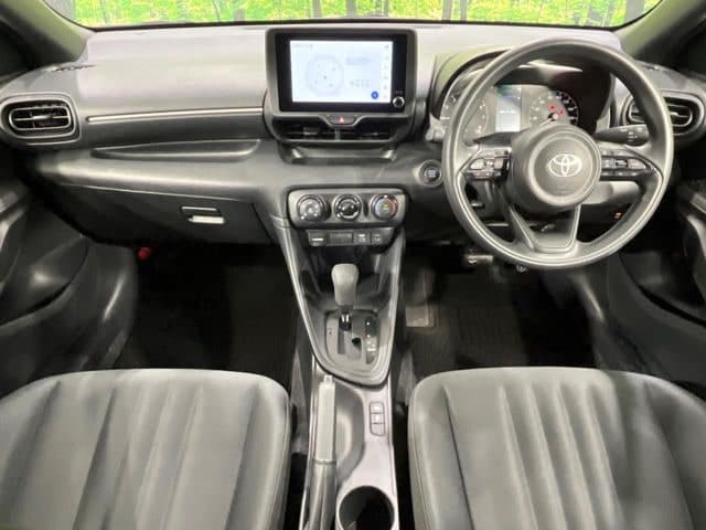 Toyota Yaris — фото 2
