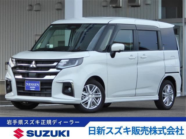 Mitsubishi Delica D 2