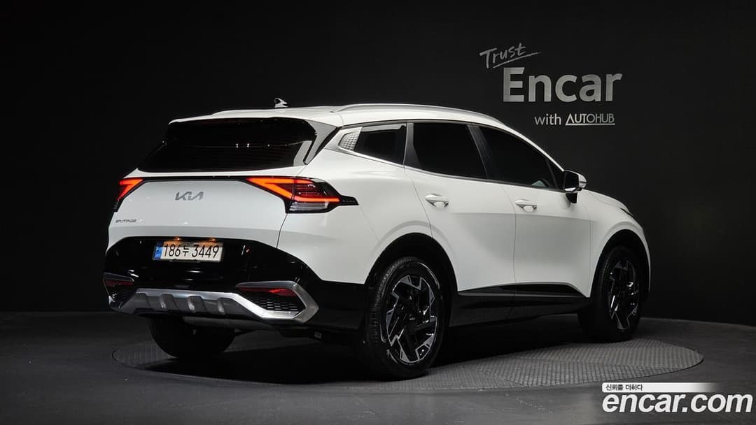 Kia Sportage — фото 1