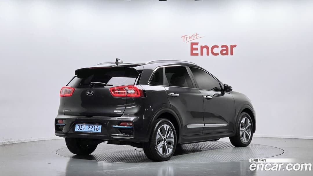 Kia Niro — фото 2