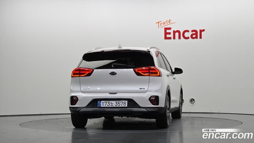 Kia Niro — фото 2
