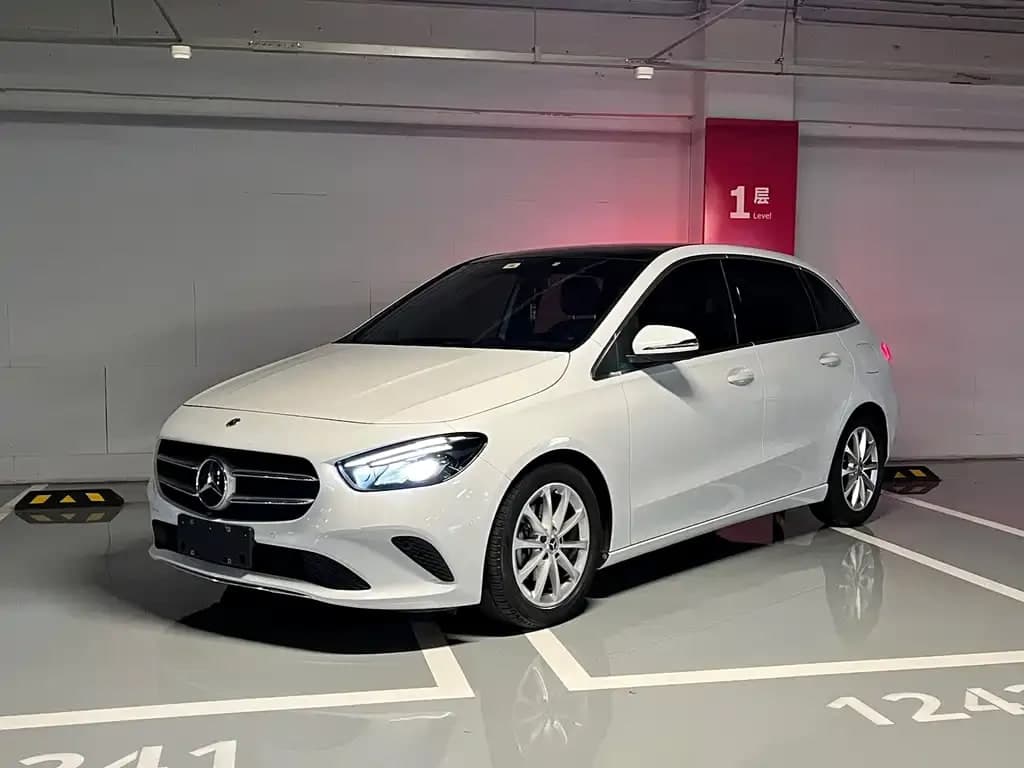 Mercedes-Benz B Ji