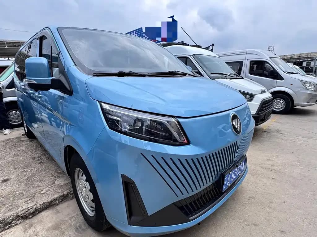 Foton Tu Ya Nuo Da V
