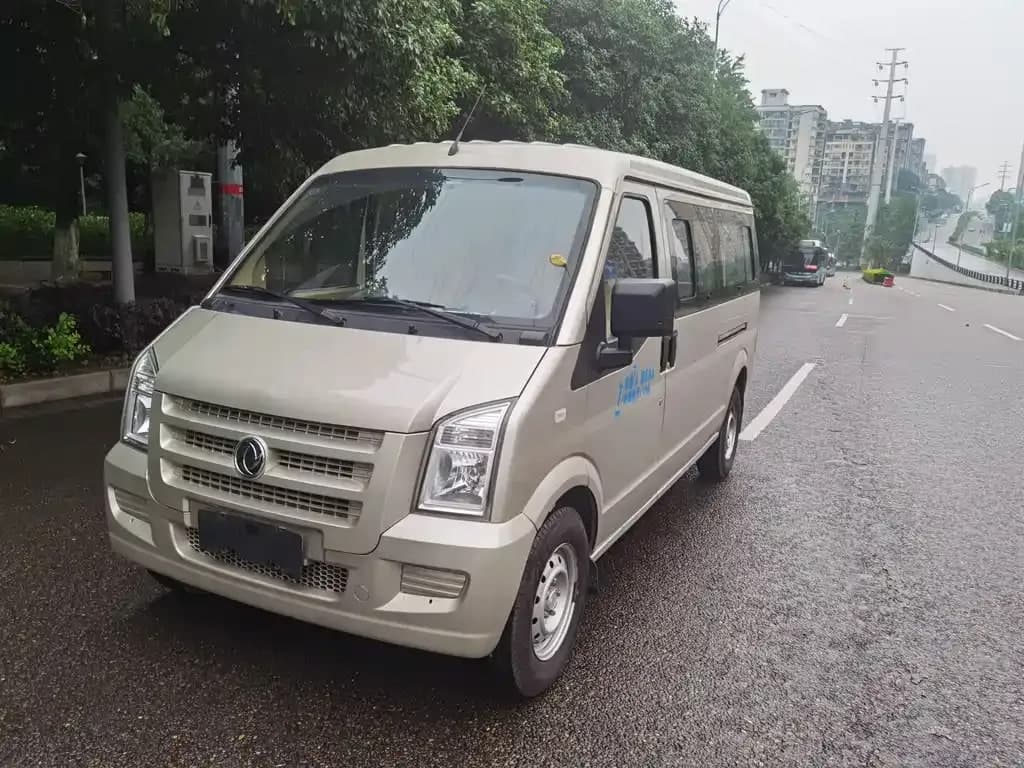 Dongfeng Xiao Kang C36