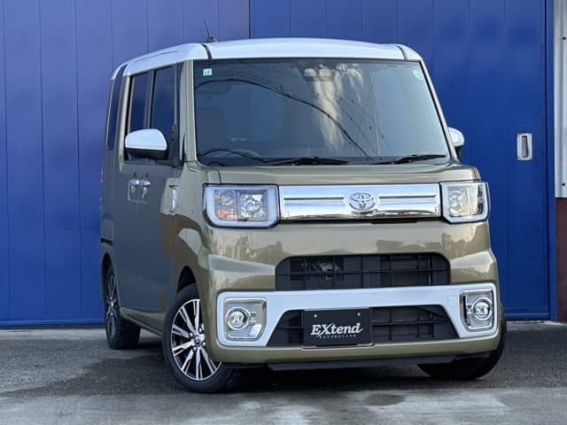 Toyota Pixis Mega